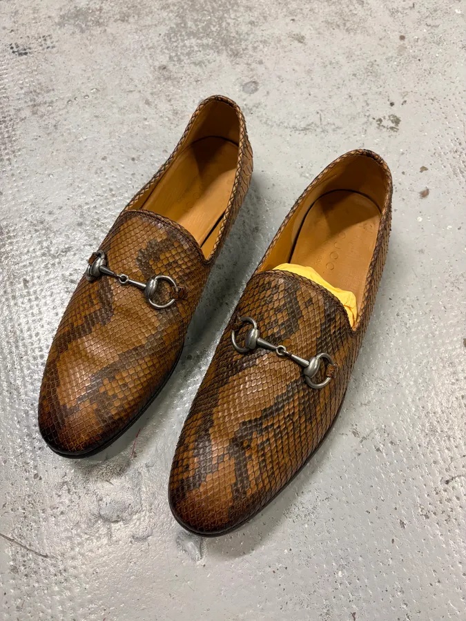 2000s Gucci Classy Python Leather Loafers - Image 3