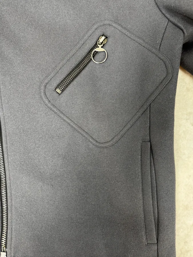 2000s Gucci Grey Wool Asymmetrical Jacket - Image 10