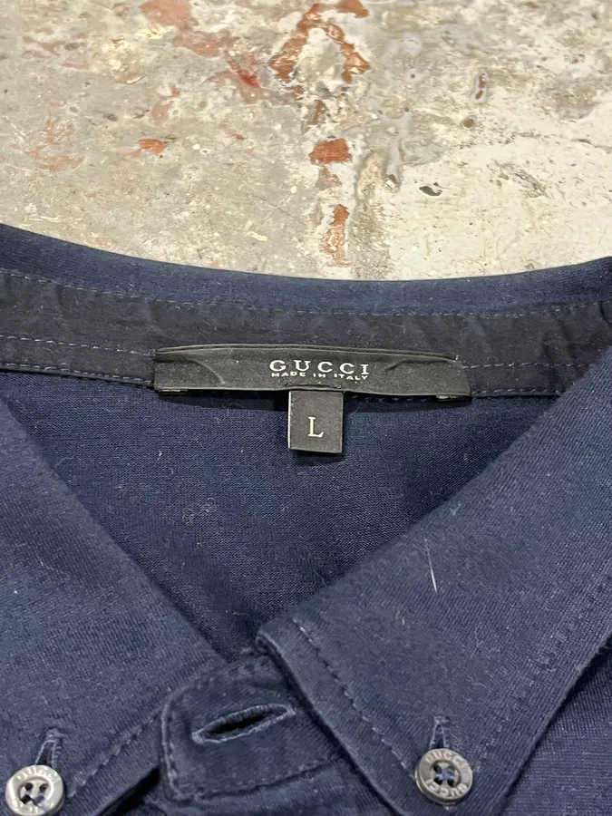 2000s Gucci Navy Minimalist Shirt - Image 6