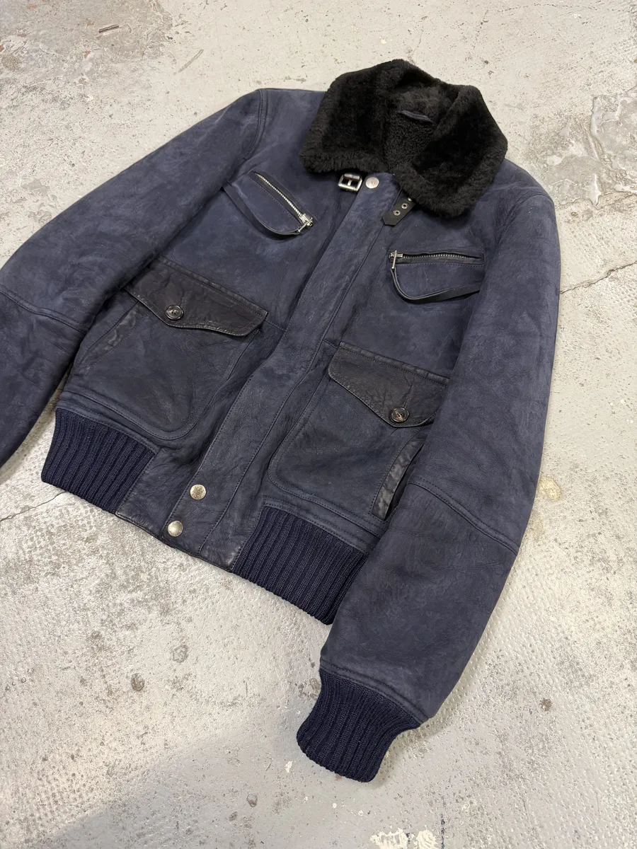 2000s Gucci Navy Shearling Leather Cargo Jacket - Image 6