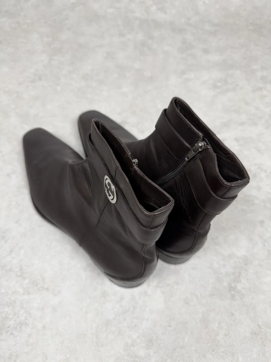 2000s Gucci Signature Brown Leather Boots - Image 6