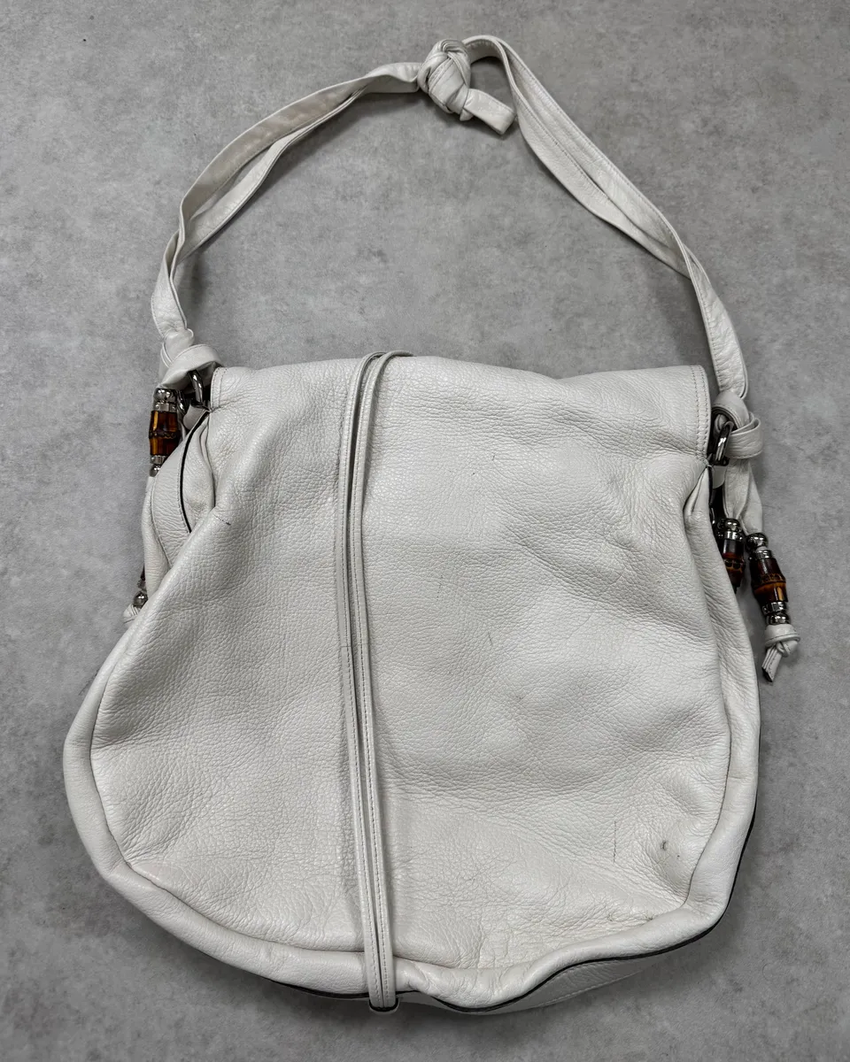 2000s Gucci White Leather Bamboo Claps Handle Bag - Image 10