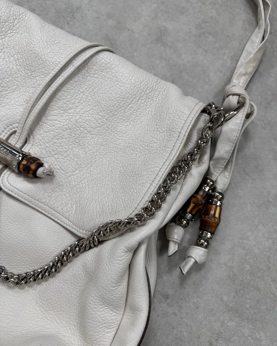 2000s Gucci White Leather Bamboo Claps Handle Bag - Image 6