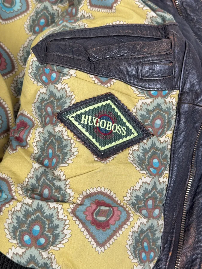 2000s Hugo Boss Aviator Brown Leather Bomber Jacket - Image 9