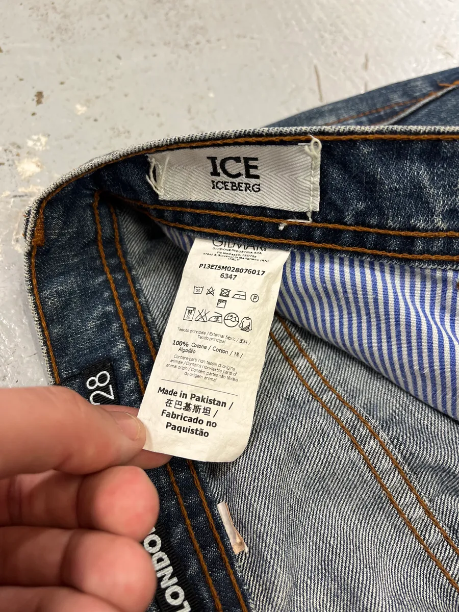 2000s Iceberg Faded Blue Jeans - Image 11