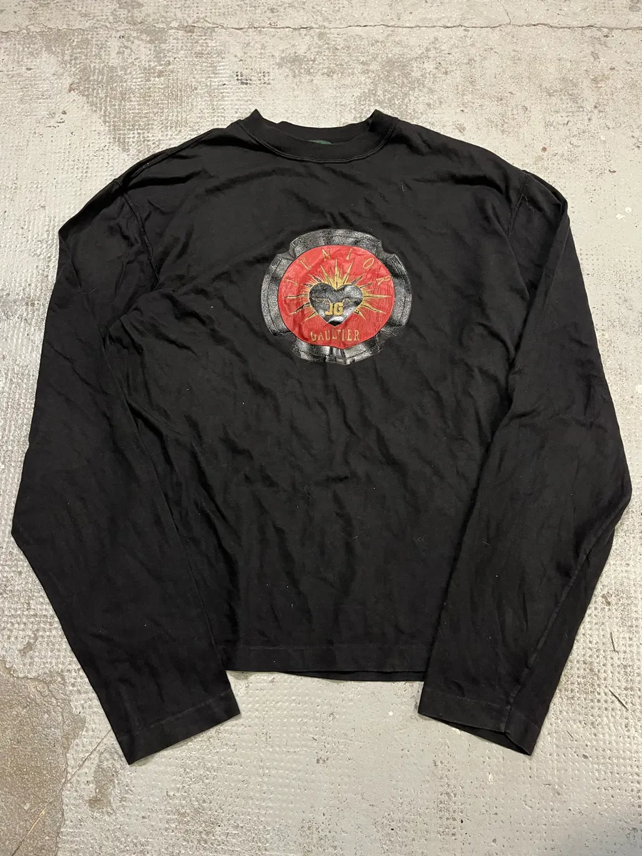 2000s Jean Paul Gaultier Junior Heart Black Longsleeves - Image 4