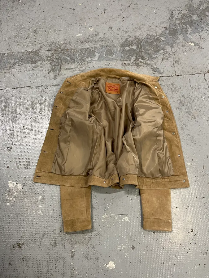 2000s Levi’s Camel Suede Leather Trucker Jacket - Image 9