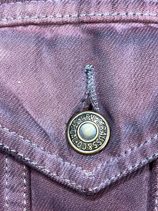 2000s Levi’s Purple Dye Denim Jacket - Image 9