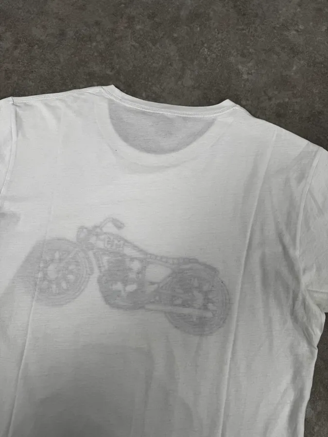 2000s Marc Jacobs White Motorcycle T-Shirt - Image 6