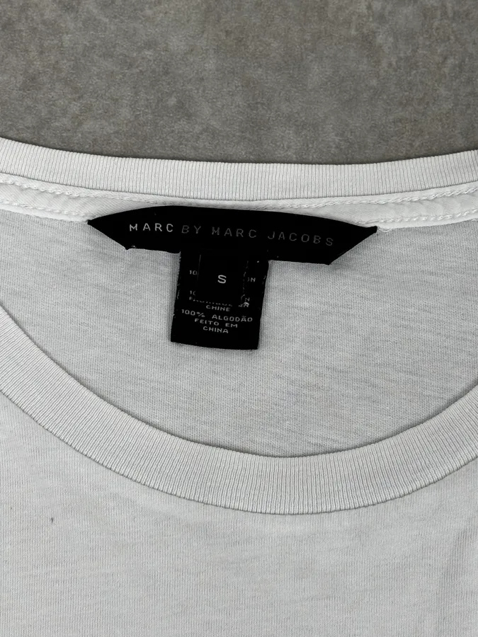 2000s Marc Jacobs White Motorcycle T-Shirt - Image 9