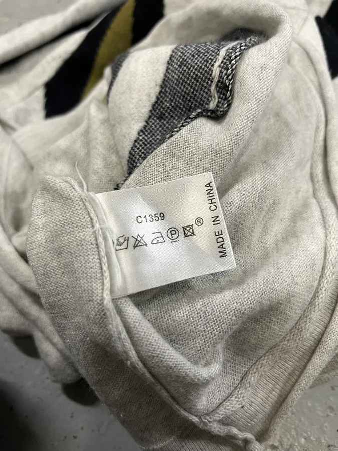 2000s Marithé + François Girbaud Grey Contemporary Sweater - Image 10