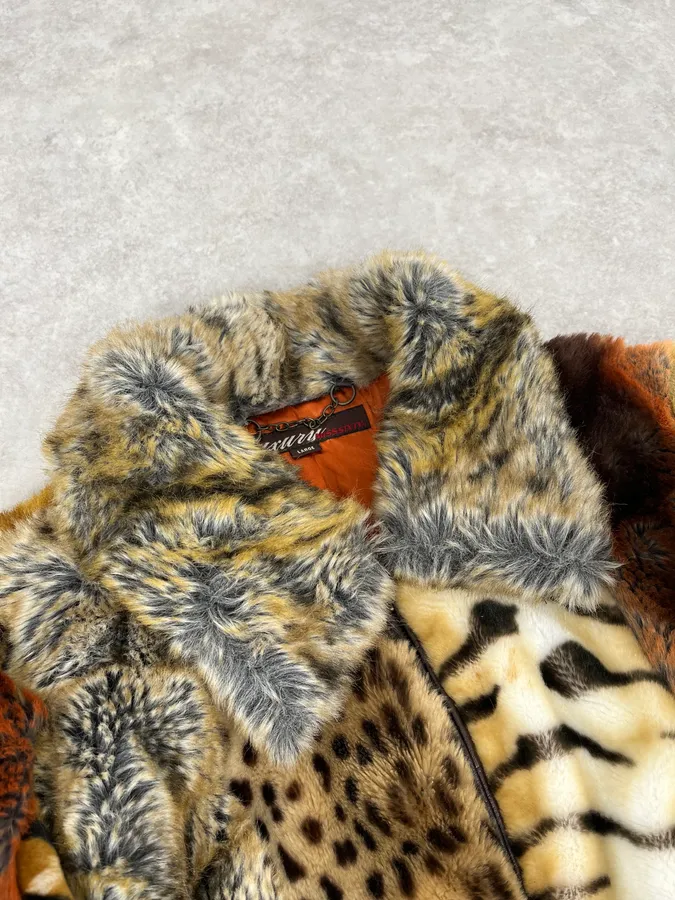 2000s Miss Sixty Faux Fur Leopard Print Jacket - Image 4