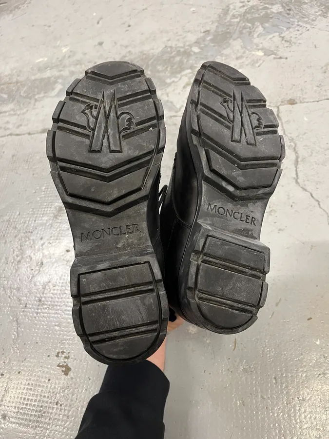 2000s Moncler Black Leather Lace-Up Boots - Image 6