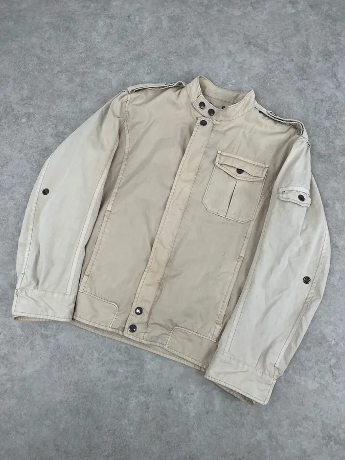 2000s Moschino Cargo Beige Jacket - Image 4