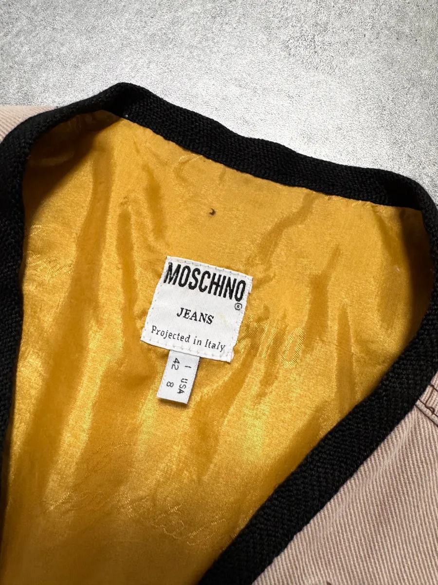 2000s Moschino Cargo Utility Beige Vest - Image 4