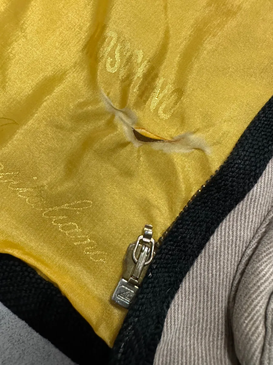 2000s Moschino Cargo Utility Beige Vest - Image 7
