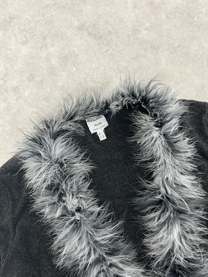 2000s Moschino Fur Line Grey Cardigan - Image 5