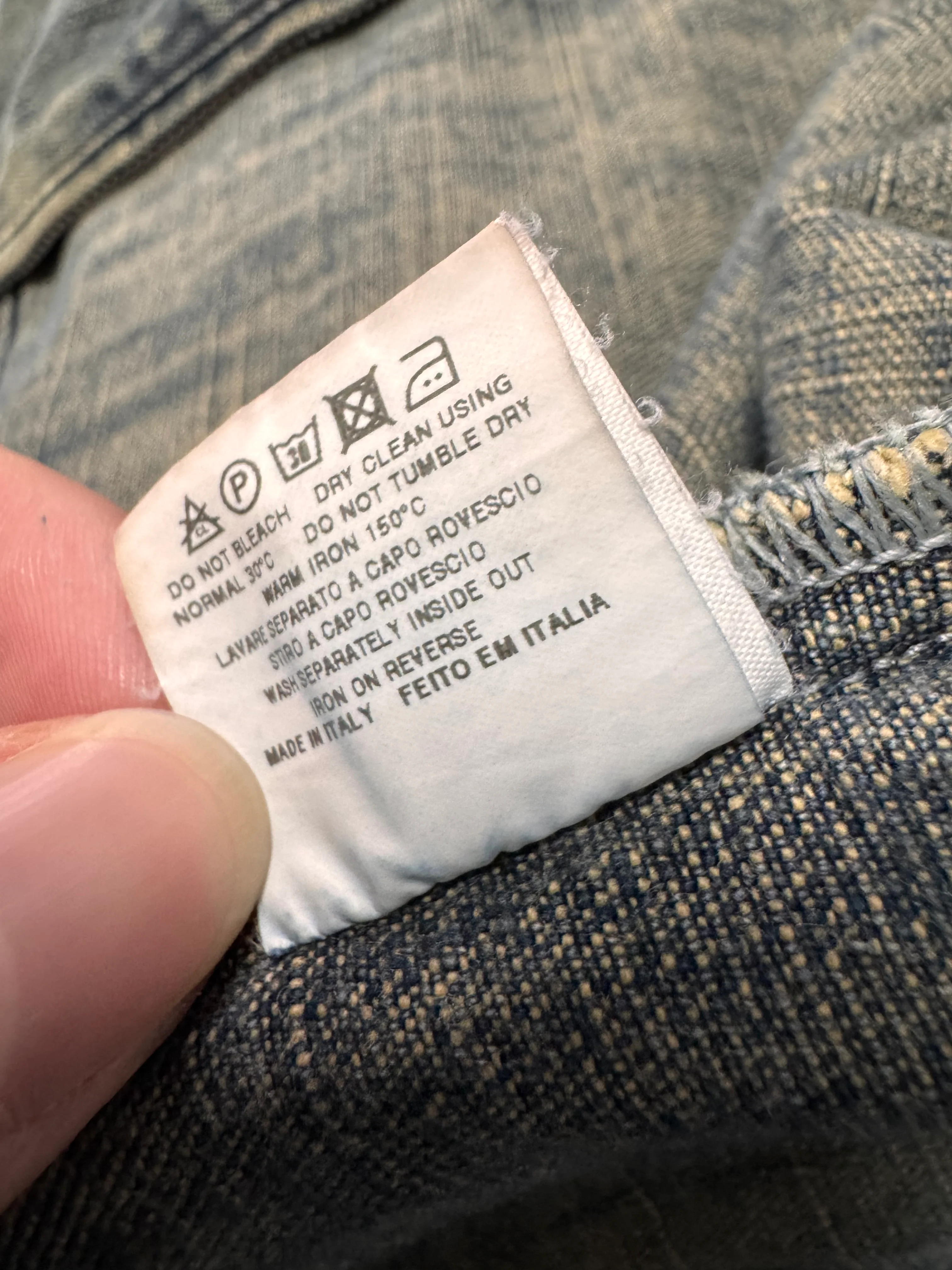 2000s Moschino Layers Collar Faded Denim Jacket - Image 10