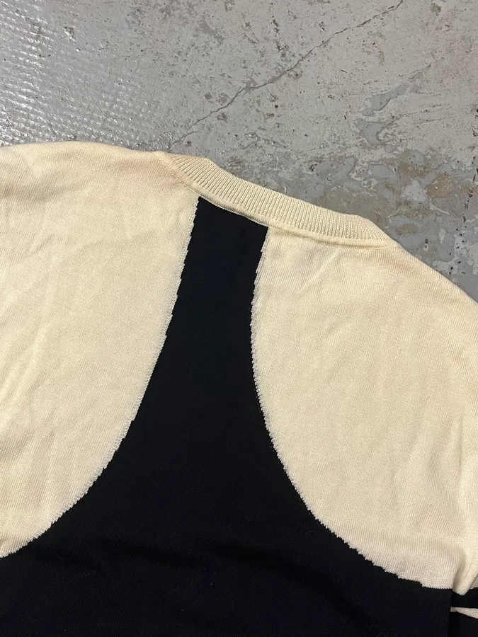 2000s Moschino Wool Black Geometrical White Sweater - Image 6