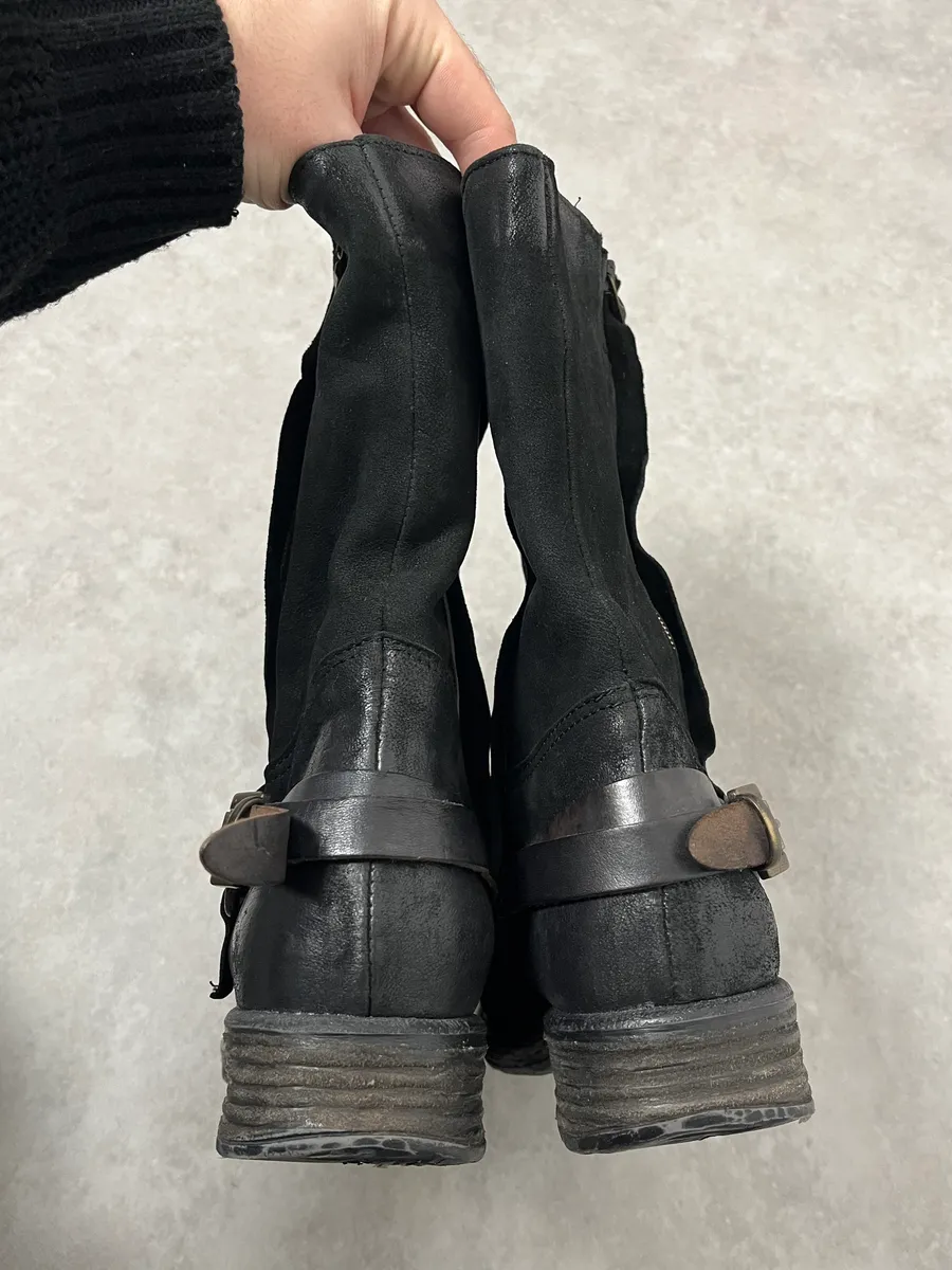 2000s Piranha Black Leather Waxed Effect Suede Ankle Boots - Image 8
