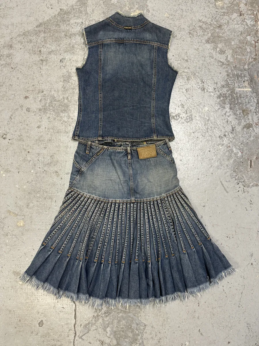 2000s Plein Sud Pleats Blue Denim Vest & Skirt Set - Image 2