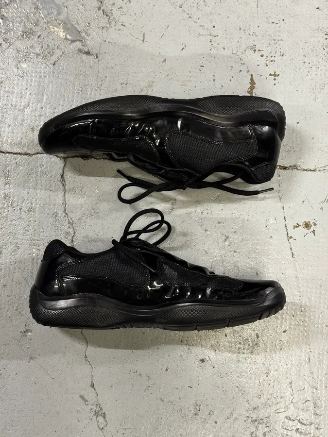 2000s Prada America’s Cup Black Patent Leather Sneakers - Image 4