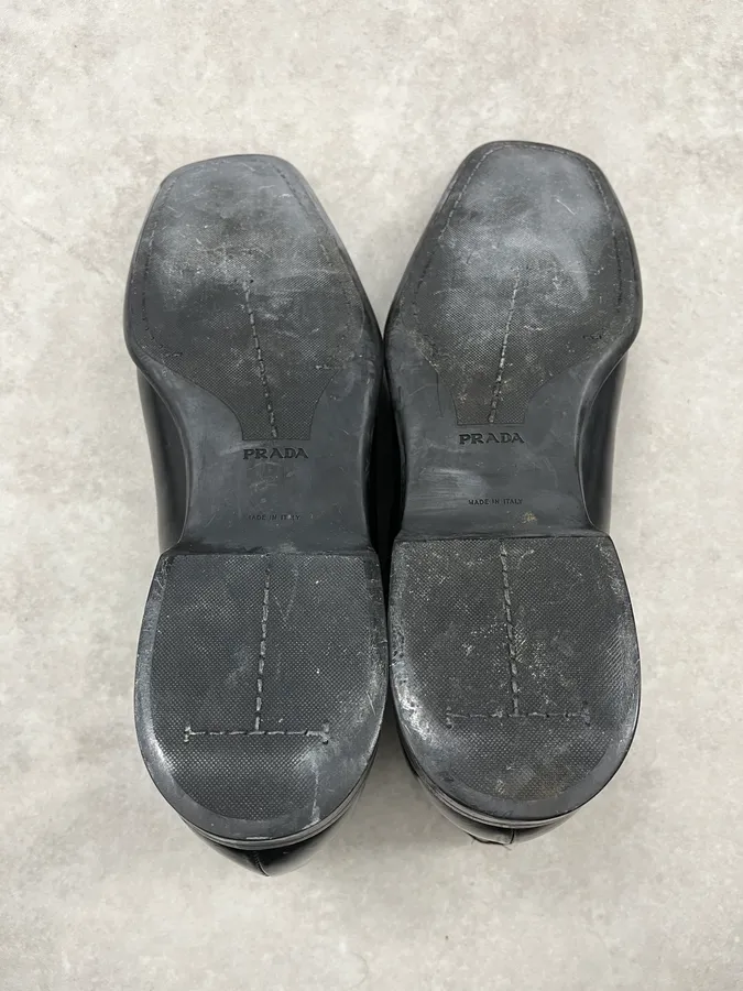 2000s Prada Black Classy Leather Boots - Image 7