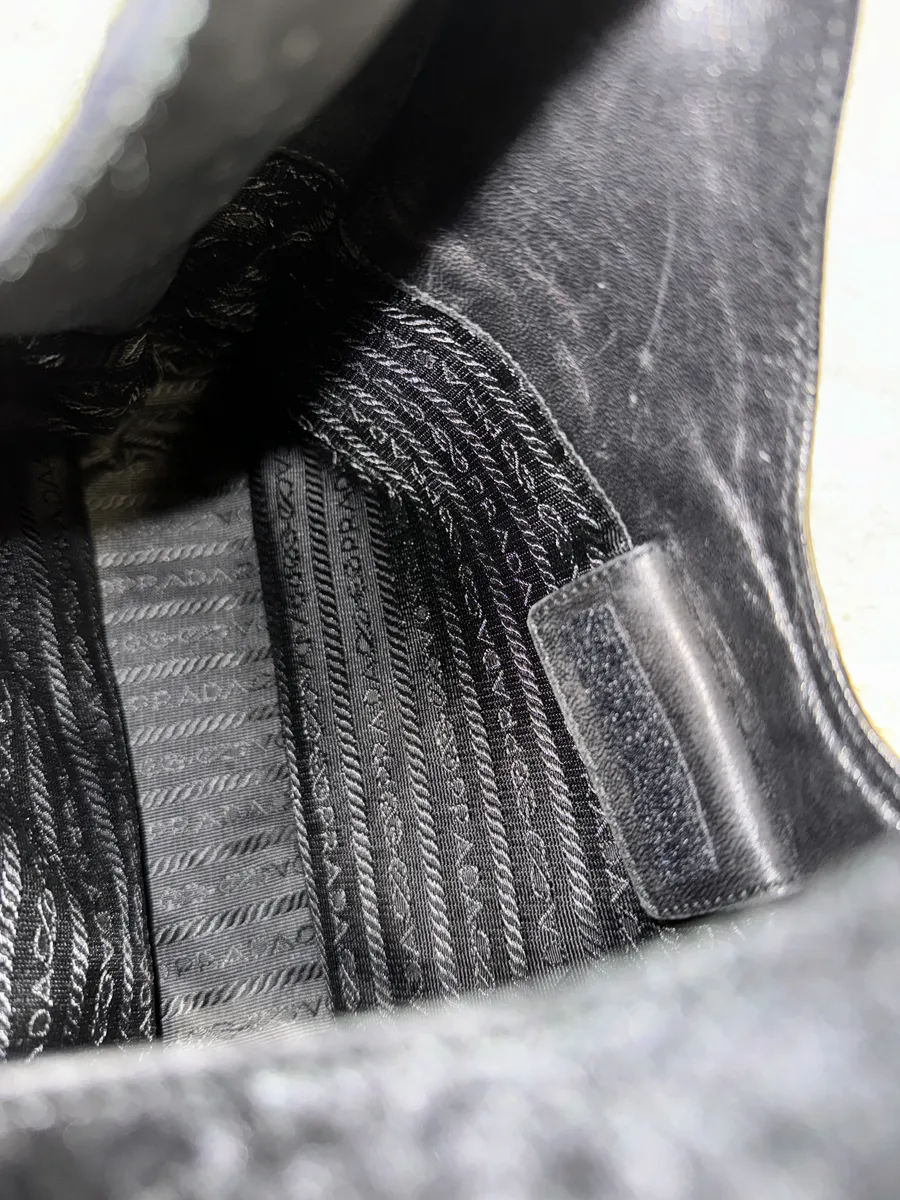 2000s Prada Black Goat Plissed Fur Bag - Image 7