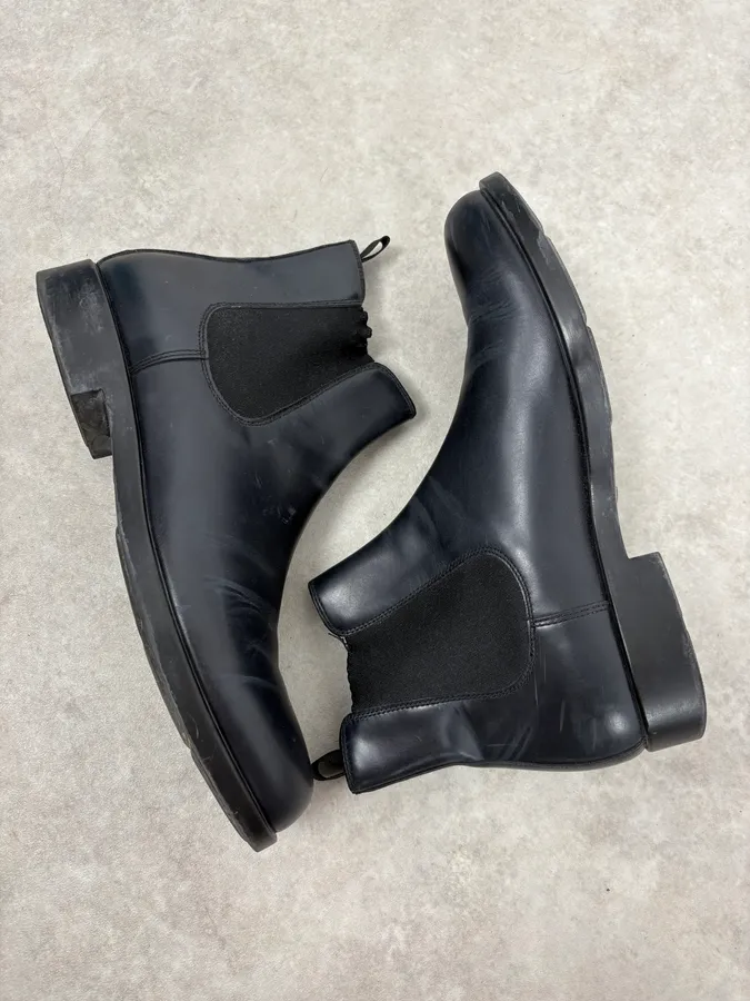 2000s Prada Black Leather Chelsea Boots - Image 8