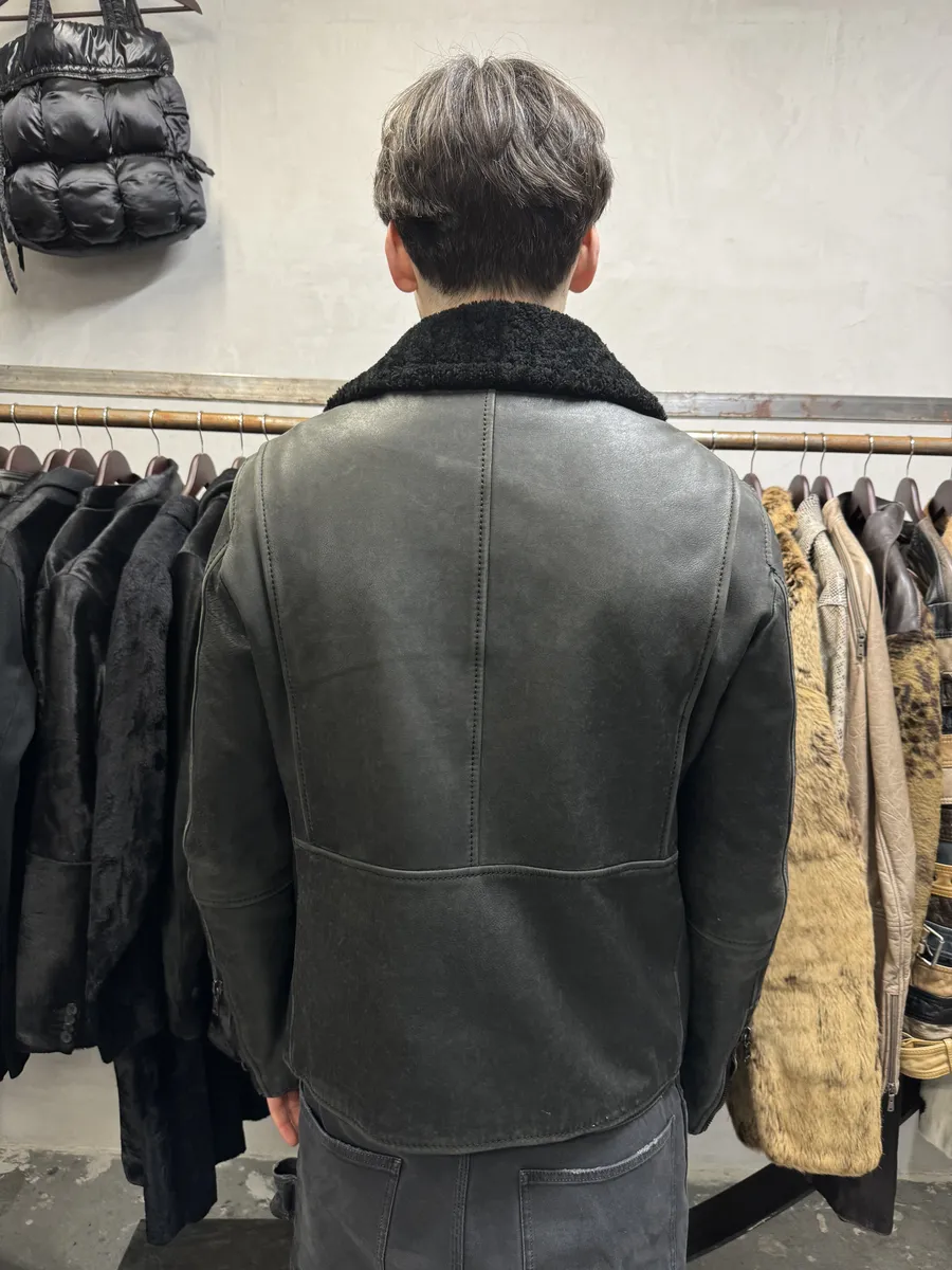 2000s Prada Black Mafia Sheep Fur Collar Leather Jacket - Image 5