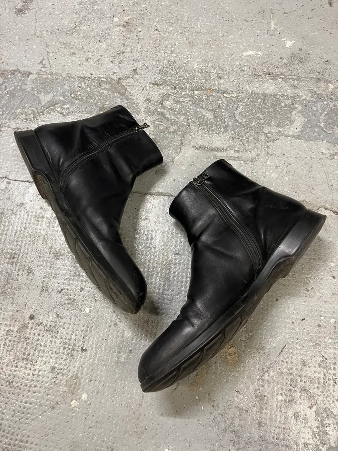 2000s Prada Black Minimalist Biker Cowboy Leather Boots - Image 3