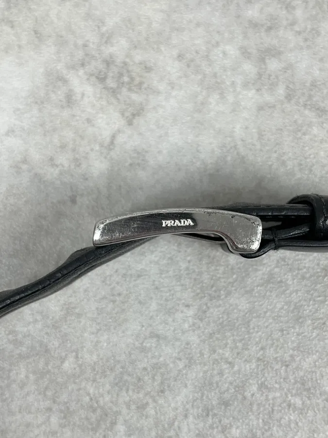 2000s Prada Black Minimalist Leather Belt - Image 6