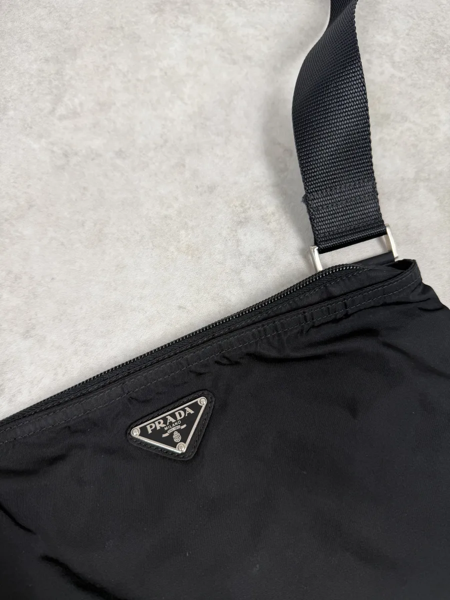 2000s Prada Black Nylon Shoulder Bag - Image 8