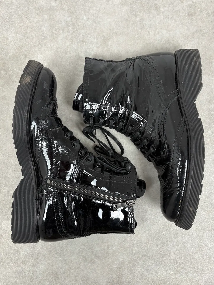 2000s Prada Black Satin Leather Classy Boots - Image 4