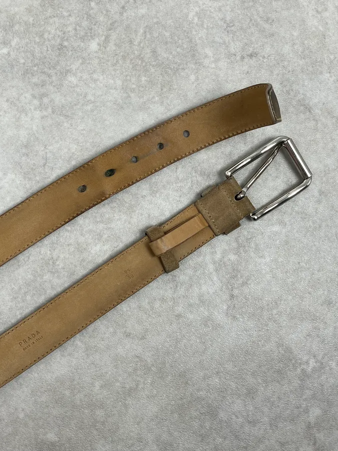 2000s Prada Camel Eroded Leather Belt - Image 5