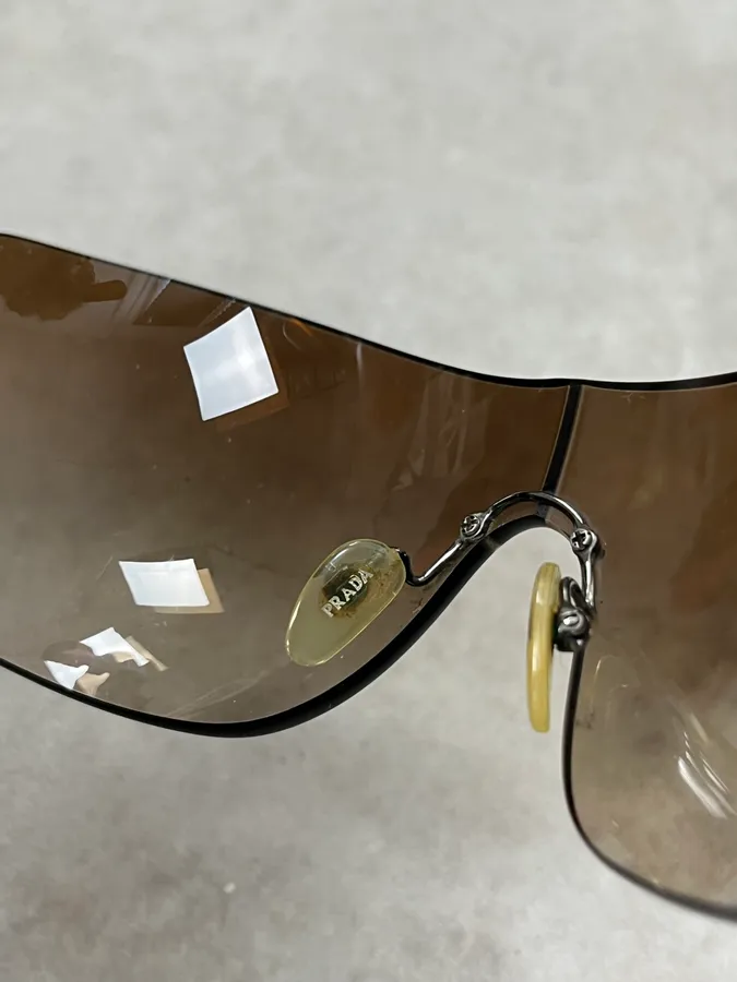 2000s Prada Frame Sunglasses - Image 11