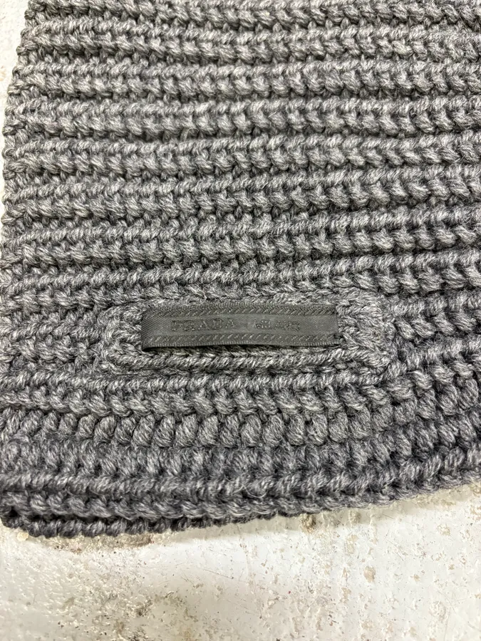 2000s Prada Grey Wool Beanie Hat - Image 7