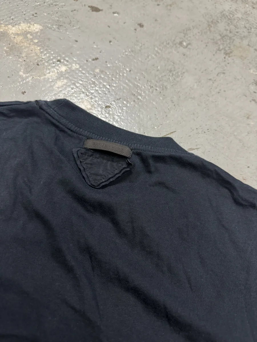 2000s Prada Human Embroidered Black T-Shirt - Image 7