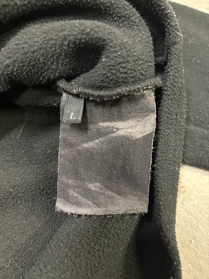 2000s Prada Linea Rossa Black Padded Zip-up Fleece - Image 11