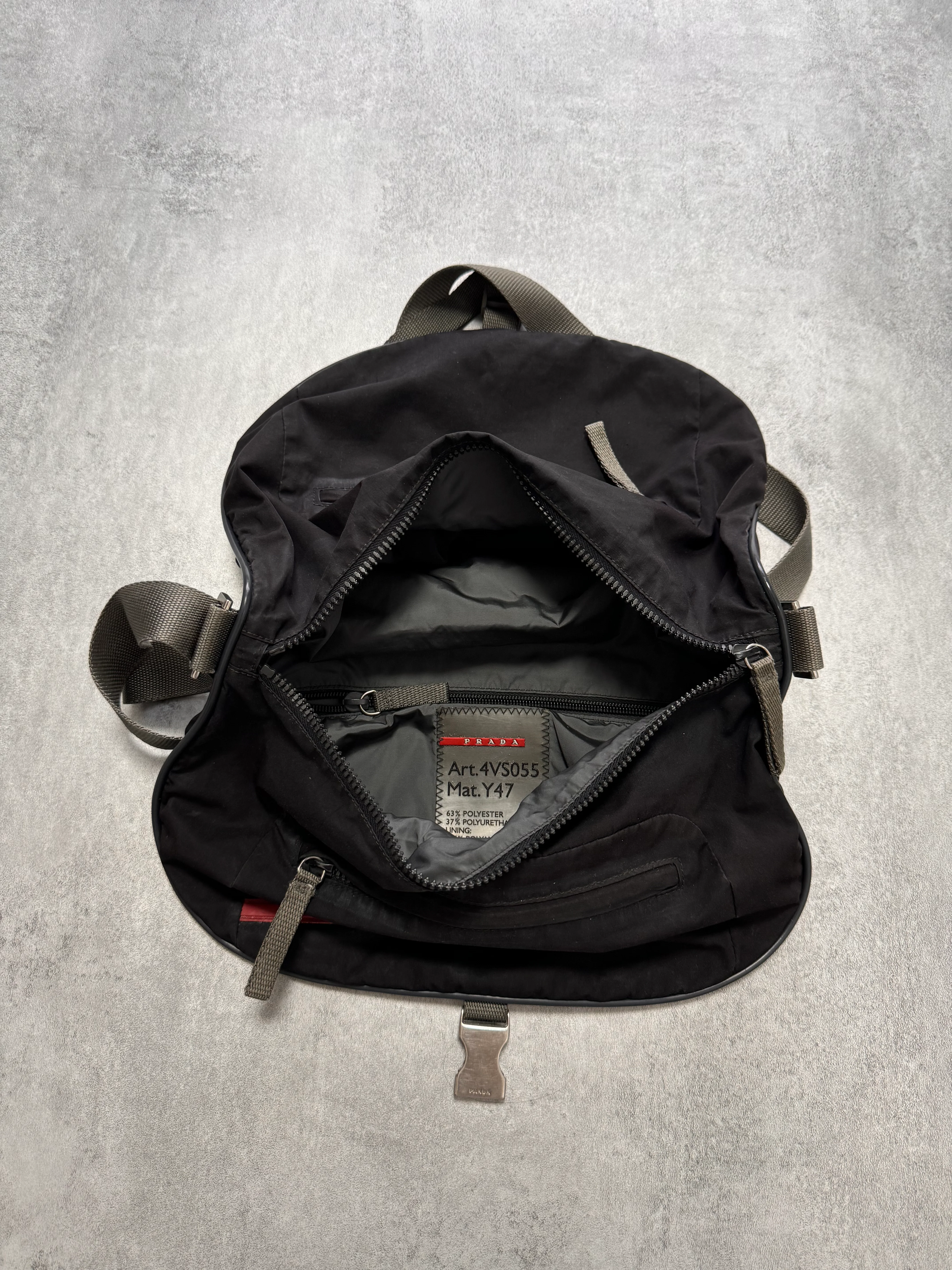 2000s Prada Luna Rossa Technical Nylon Shoulder Bag - Image 3