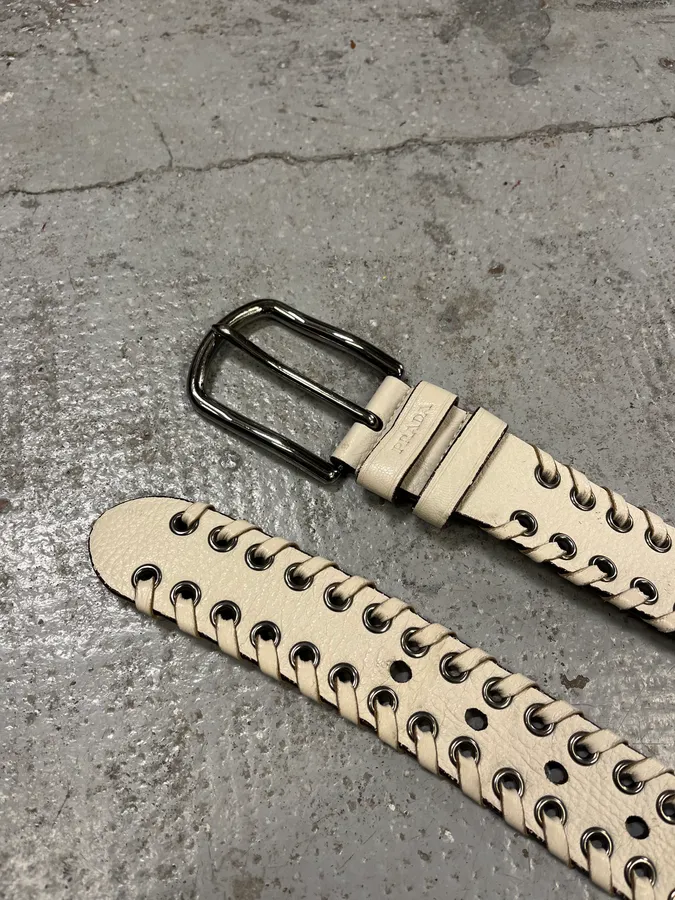 2000s Prada White Laced Eyled Leather Belt - Image 5