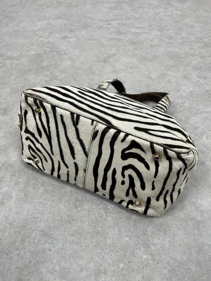 2000s Prada Zebra Pony Hair Leather Handle Bag - Image 7