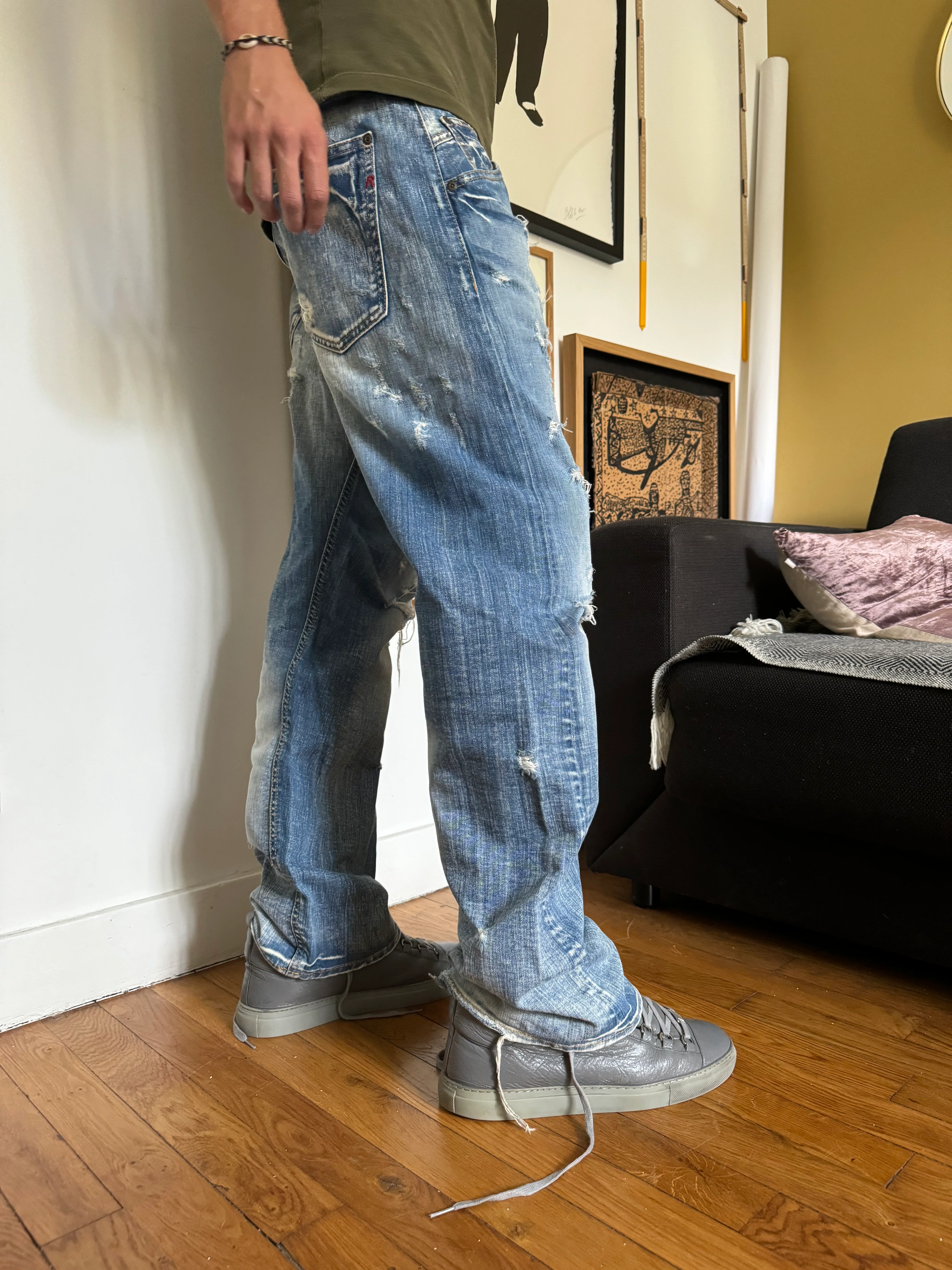 2000s Replay Distressed Straight Relaxed Jeans - Image 13