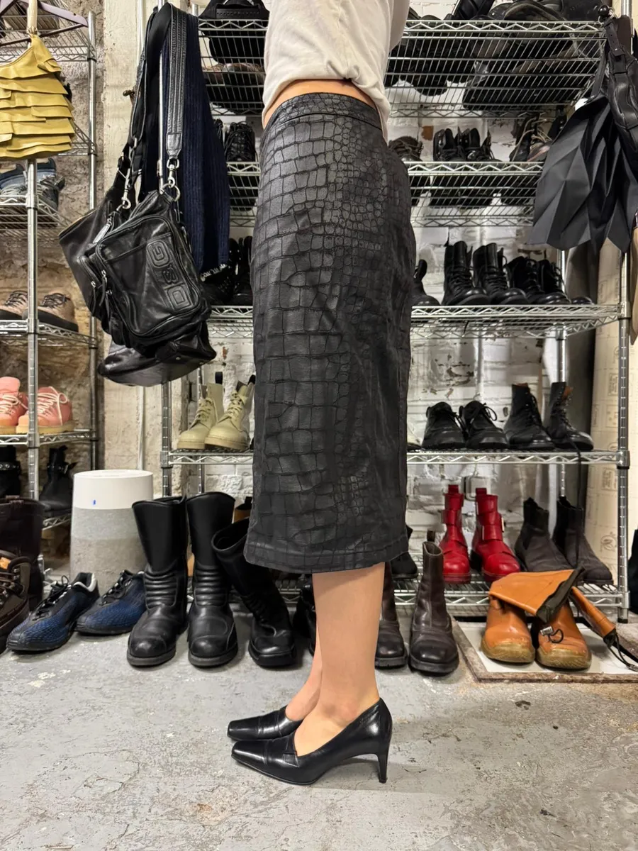 2000s Roberto Cavalli Black Obscure Crocodile Effect Skirt - Image 4
