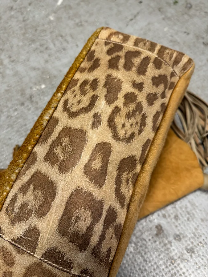 2000s Roberto Cavalli Camel Textured Leather Handle Bag - Image 5