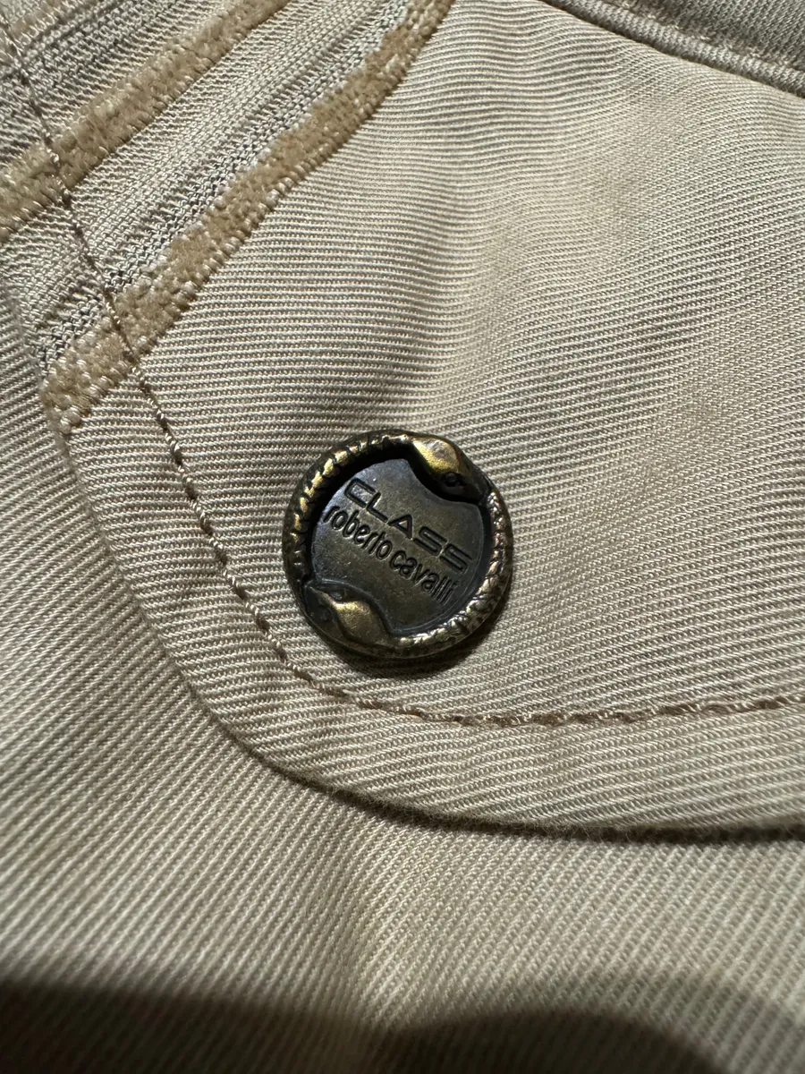 2000s Roberto Cavalli Class Beige Bomber Jacket - Image 9