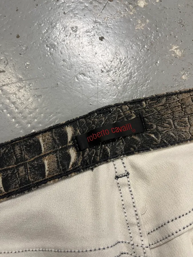 2000s Roberto Cavalli Crocodile Grey & Beige Jeans - Image 10