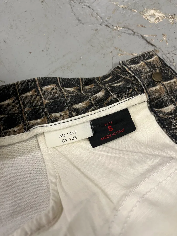 2000s Roberto Cavalli Crocodile Grey & Beige Jeans - Image 12