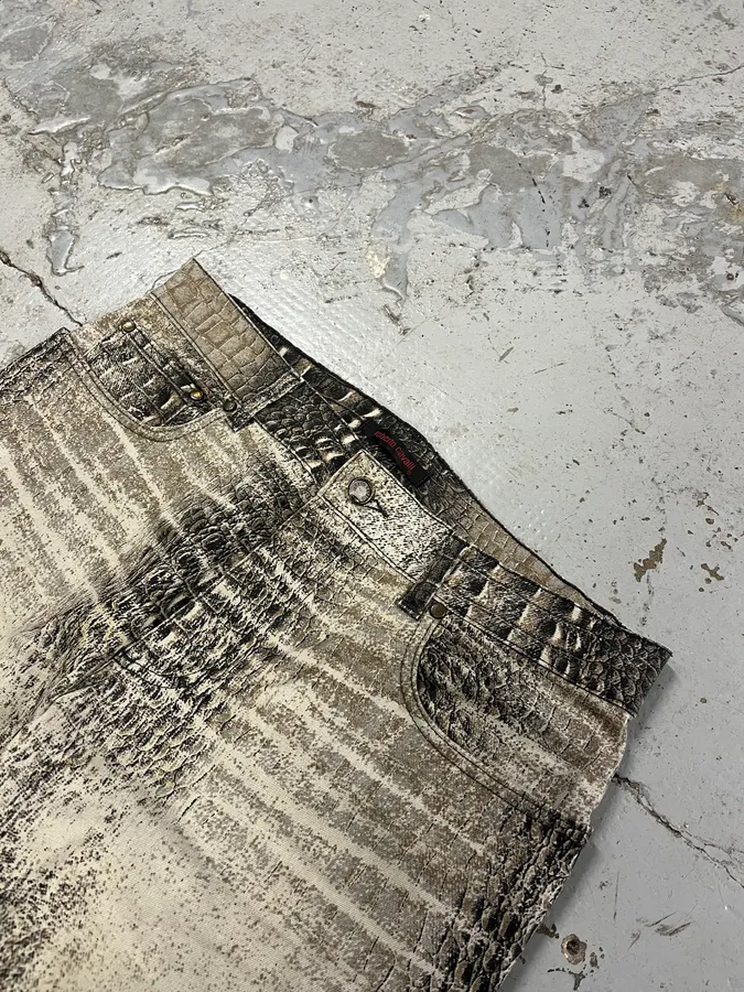 2000s Roberto Cavalli Crocodile Grey & Beige Jeans - Image 6