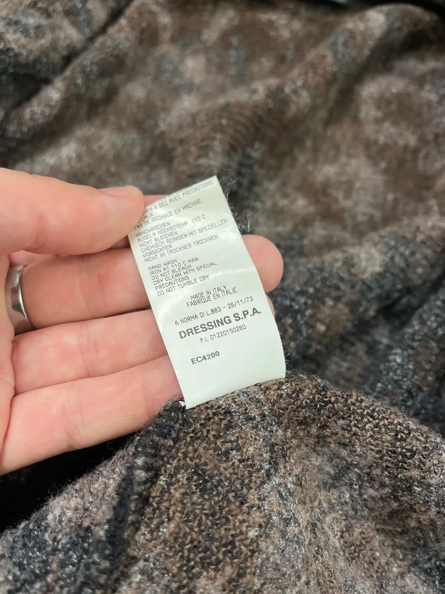 2000s Roberto Cavalli Leopard Fleece Cardigan - Image 11